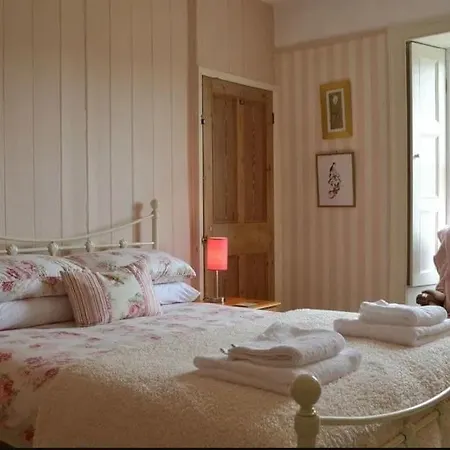 Gilmore House *